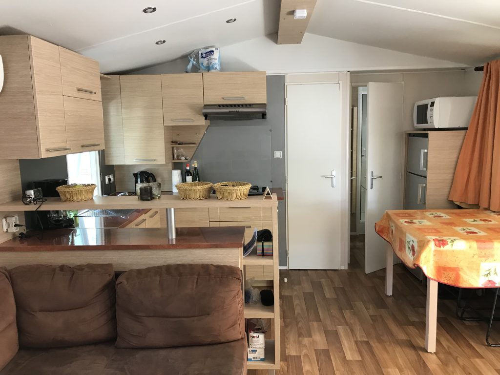RG 66 Ruim en volledig uitgerust chalet met drie slaapkamers — foto 5