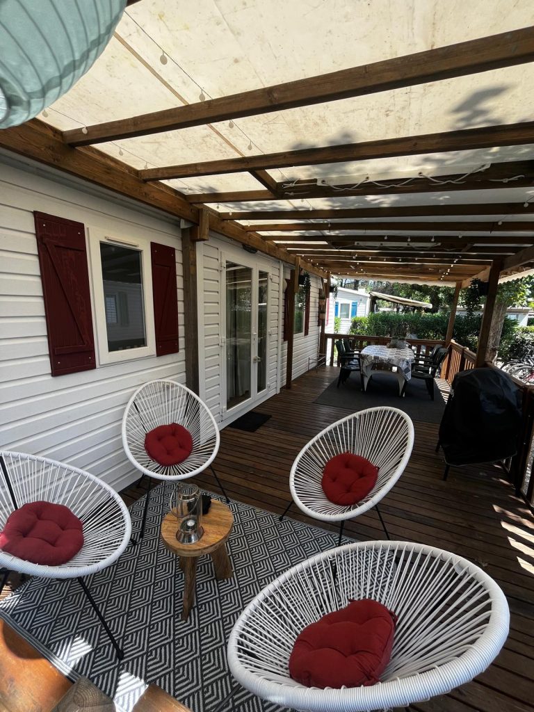 RG 63 LUXE CHALET MET VERANDA EN AIRCO — foto 2