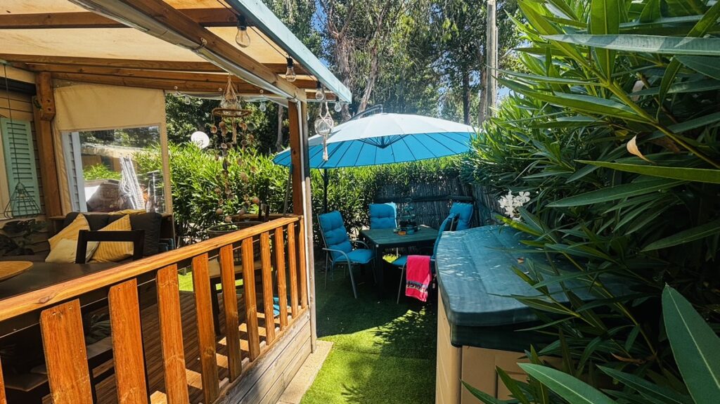 BE 115 staat 180 m van het strand. Heeft een vaatwasmachine, wasmachine, elektrische BBQ, Nespresso en een Airfryer — foto 2