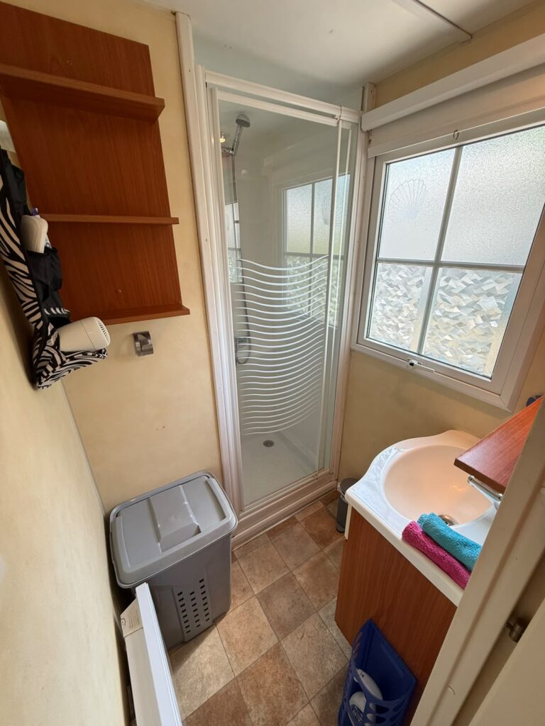 RG 101 LUXE CHALET OP LOOPAFSTAND VAN HET STRAND — foto 9