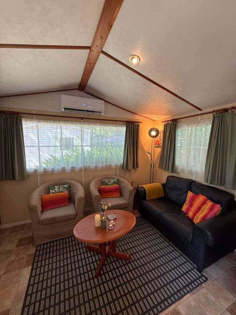 RG 101 LUXE CHALET OP LOOPAFSTAND VAN HET STRAND — foto 2